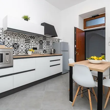 Апартаменти Vittoria Flat *