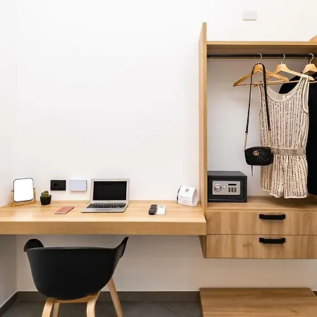 Vittoria Flat דירה