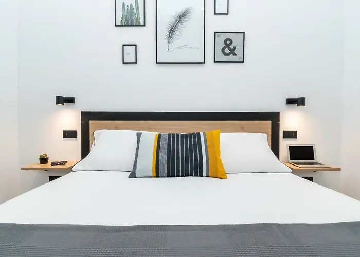 Vittoria Flat Daire *